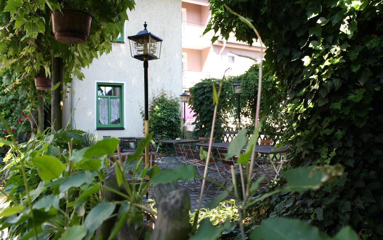 فندق "Zum Heiligen Geisthof" بارشيم المظهر الخارجي الصورة